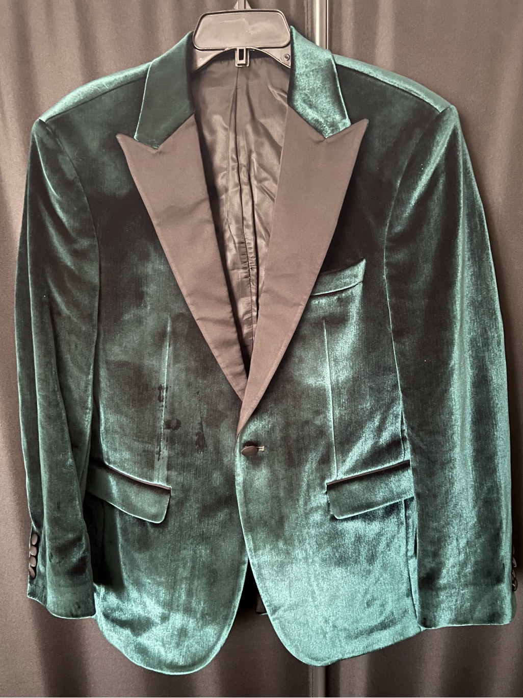 Ron Tomson Emerald Green Velvet Tuxedo Blazer With Black Satin Lapels